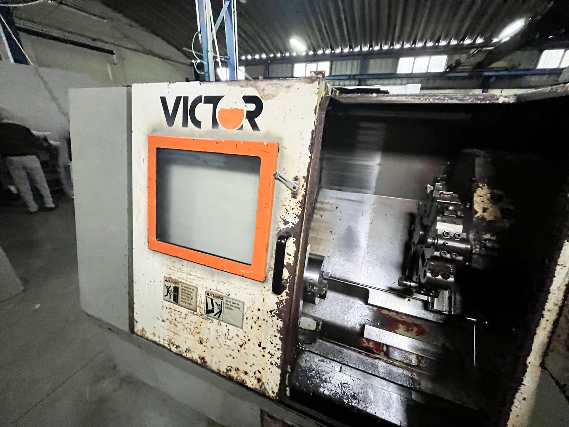 Used Victor Vturn 20 - CNC Lathe