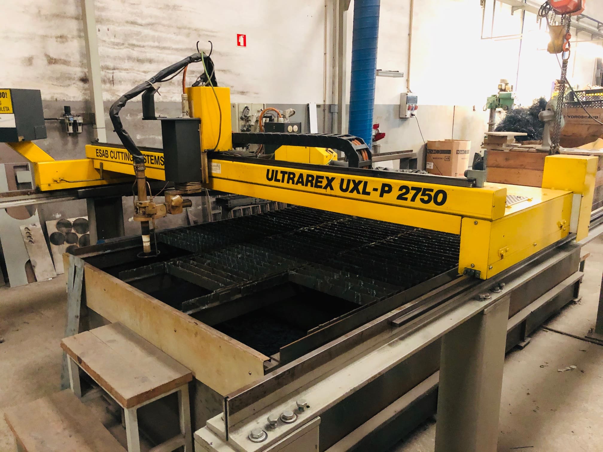 Gebruikt Esab ULTRAREX UXL-P 2750 - Plasma snijden - 2004