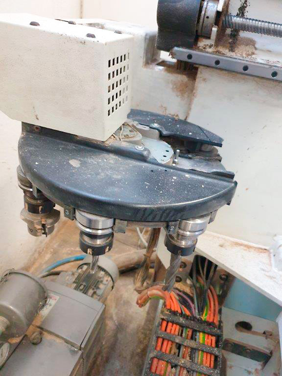 Used SCM Tech z2-31 - CNC Machining Centre - 2011