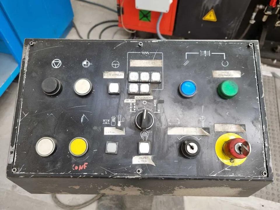 Gebruikt Amada Vipros 255 I Ponsmachine
