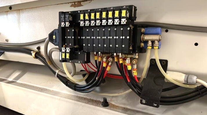 Used Masterwood Atlas 5XL I CNC Machining Center I 2004