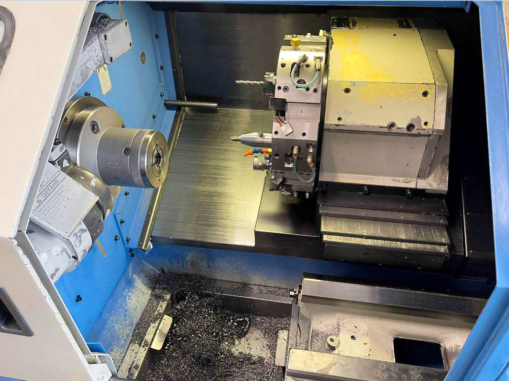 Gebruikt Hyundai HIT-18S - CNC Draaibank - 1995