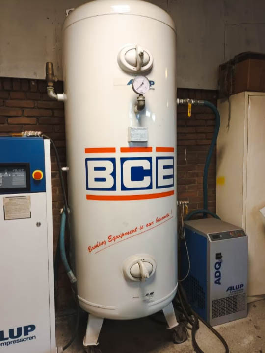 Gebruikt Baileigh PT-44VH-A - Plasma Snijden - 2013