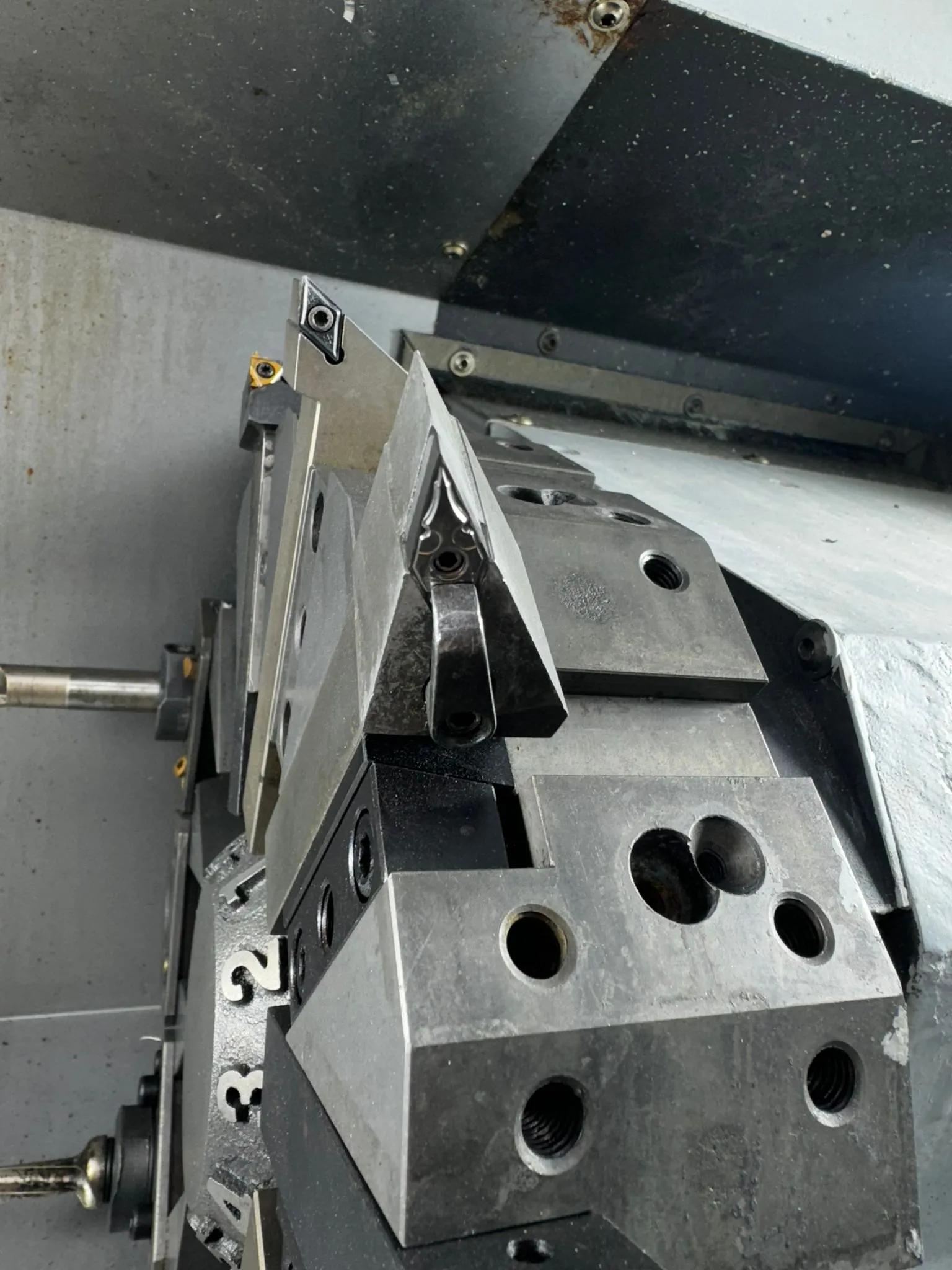 Usado Torno CNC Doosan Lynx 220 I