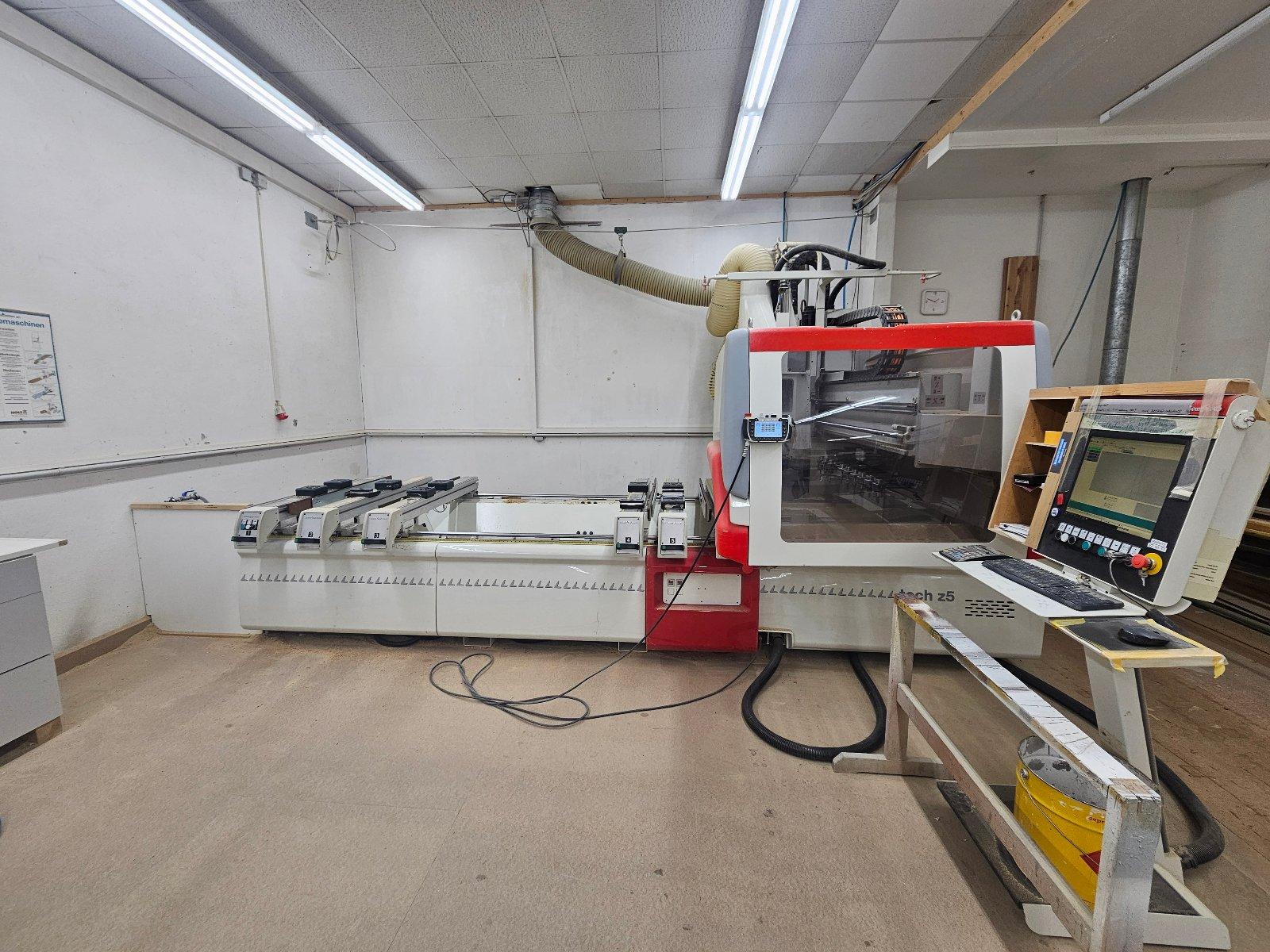 Used SCM Tech Z5 I CNC Machining Center I 2015