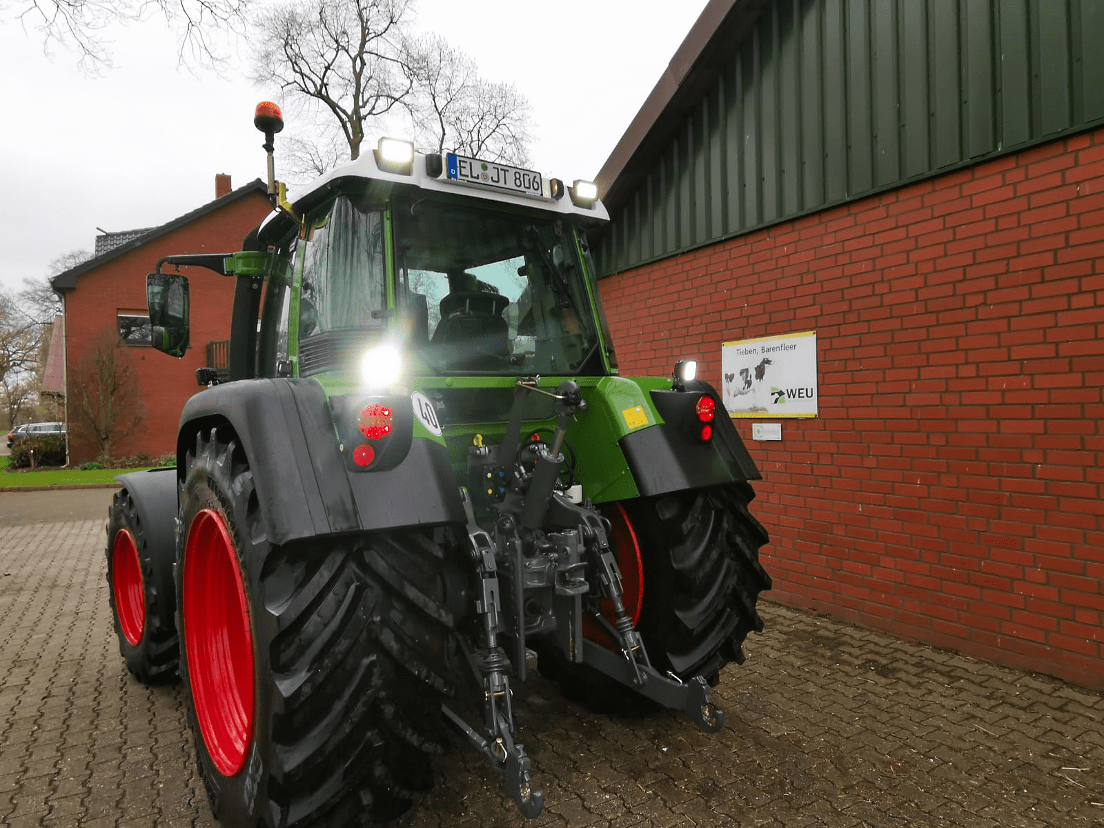 Gebruikt Fendt Farmer 410 Vario - Tractor - 2003