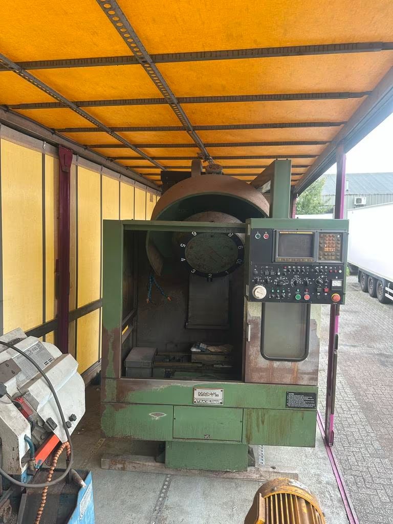 Used Takisawa MAC-V1E I Vertical Machining Center
