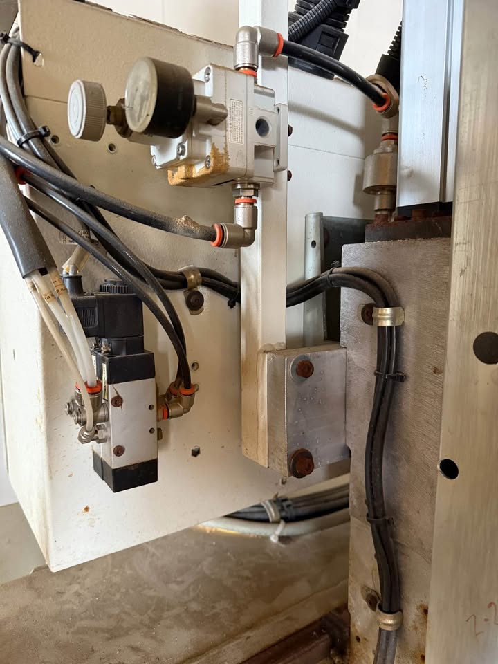 Used SCM Record 110 TV I CNC Machining Center I 2004