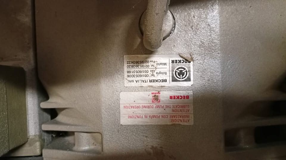 Used SCM Record 220 I CNC Machining Center I 1999