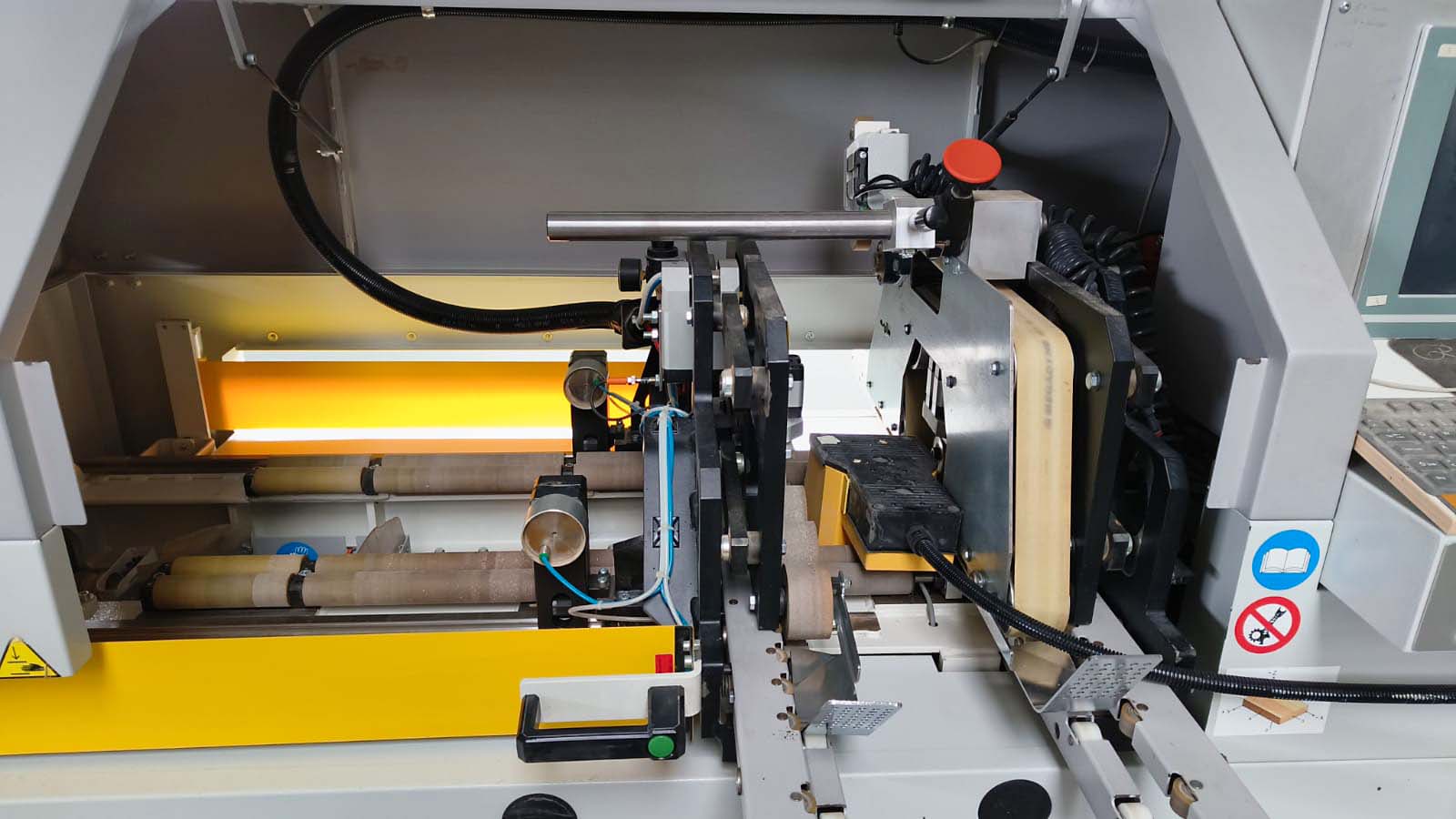 Usado Vitap Point 2 - Perforadora CNC - 2012