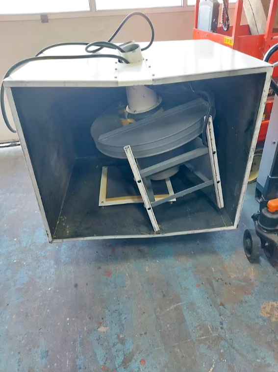 Gebruikt Timesavers 33 Serie 150 WW I Wide Belt Sander I 2004