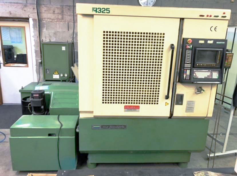 Usado Sodick A 325 - Corte por hilo EDM - 1998