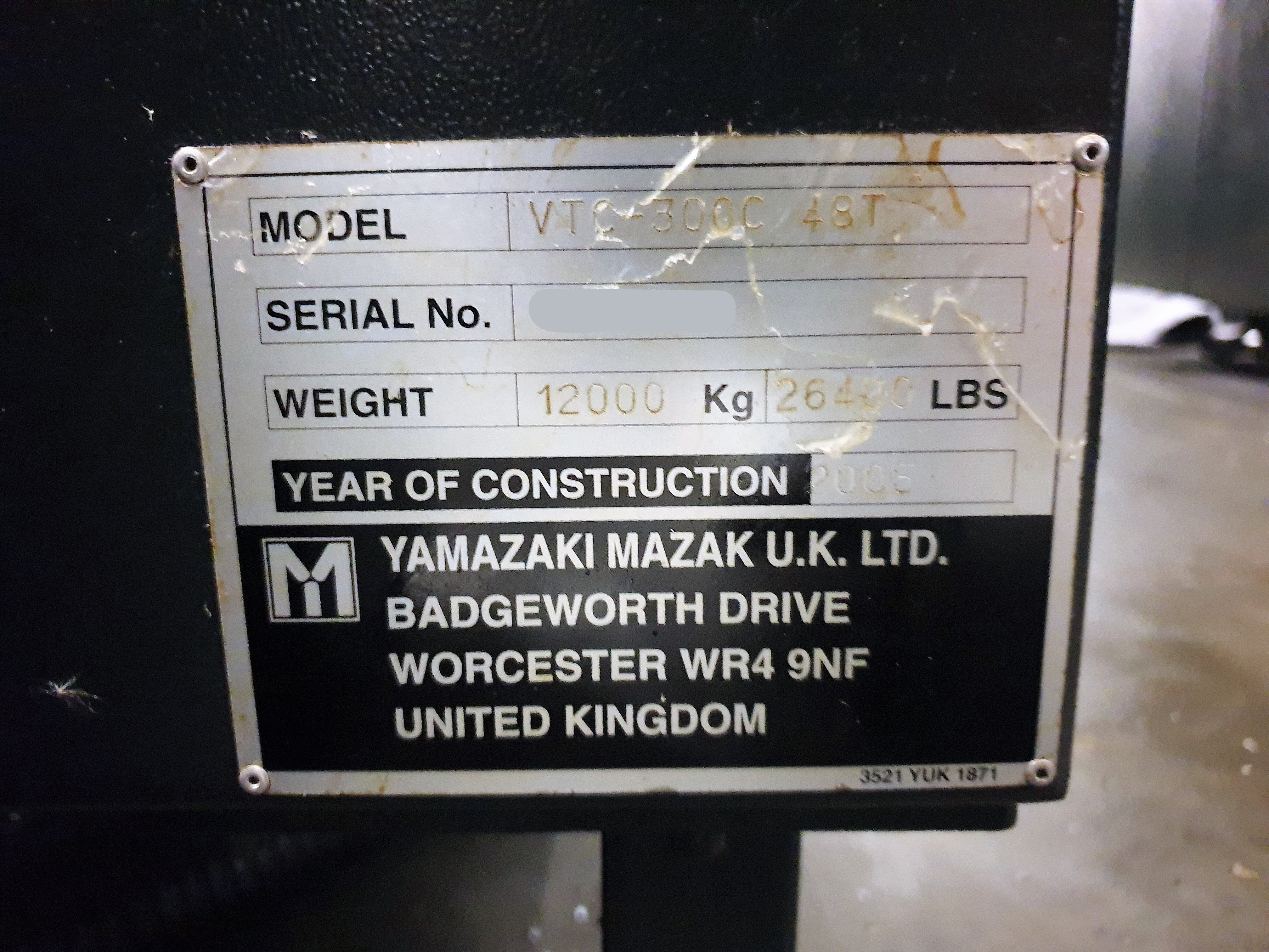 Usado Centro de Mecanizado Vertical MAZAK VTC - 300C - II - 2005