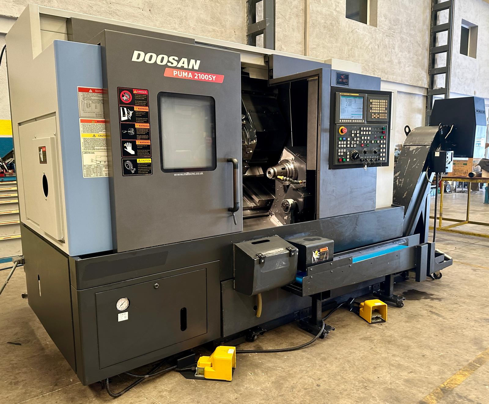 Used Doosan Puma 2100SY I CNC Lathe