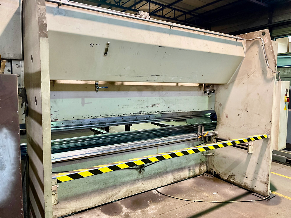 Gebruikt LVD PPBL-H 165/40 - Hydraulische persrem - 1994