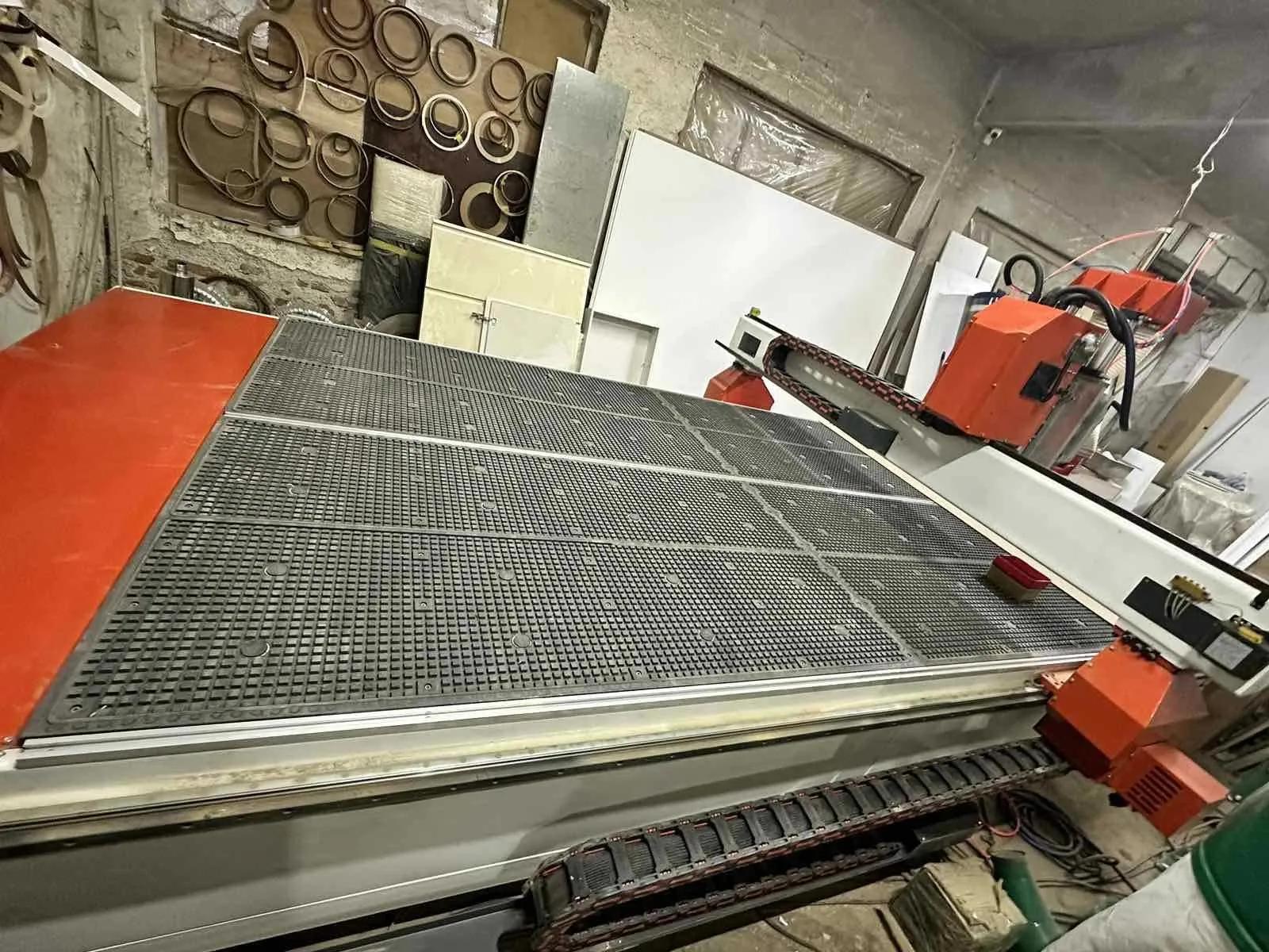 Máquina de Grabado Anons em-2040-2S I