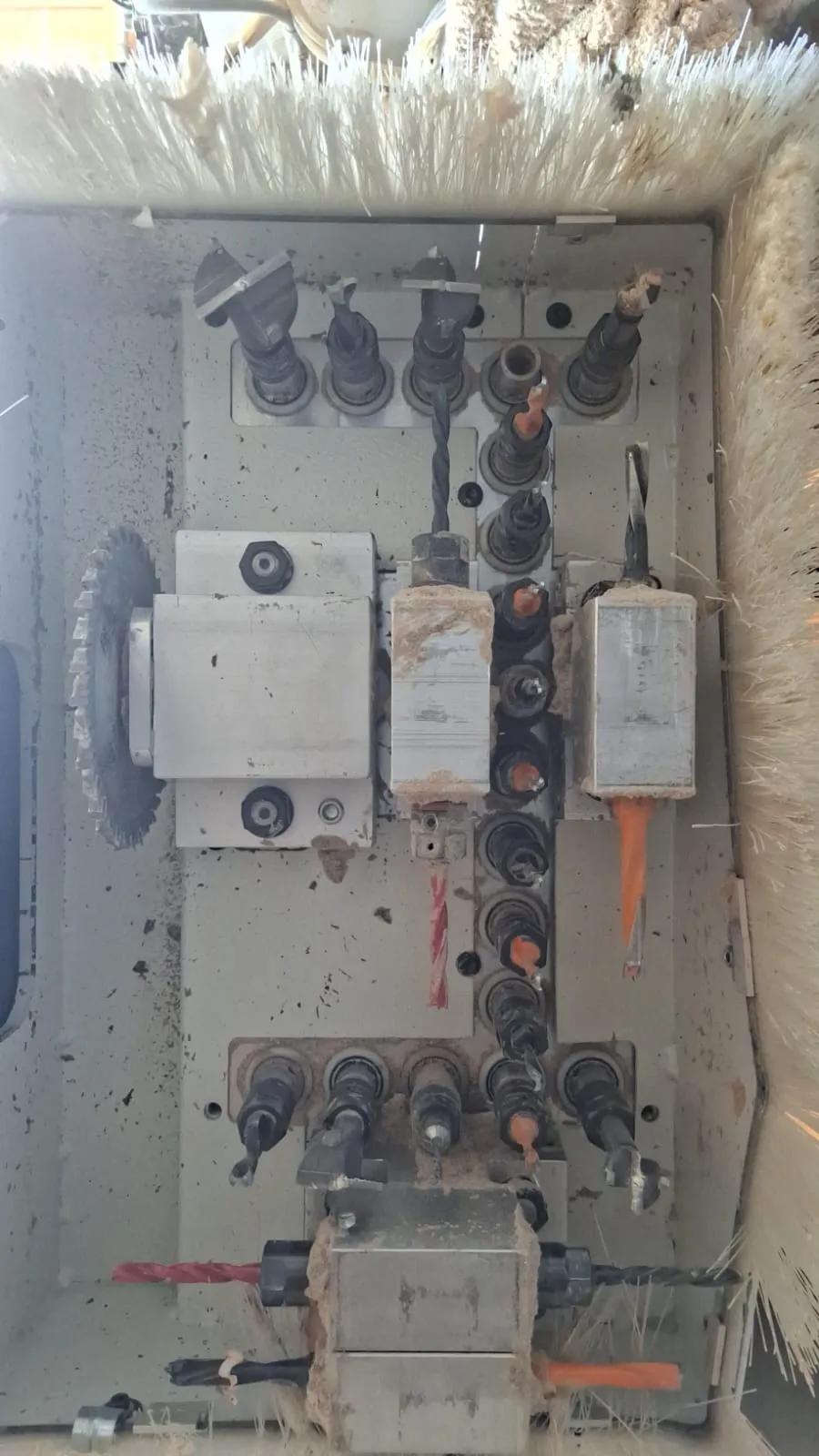 Usado Centro de mecanizado CNC Morbidelli Universal X5 HD 31 I