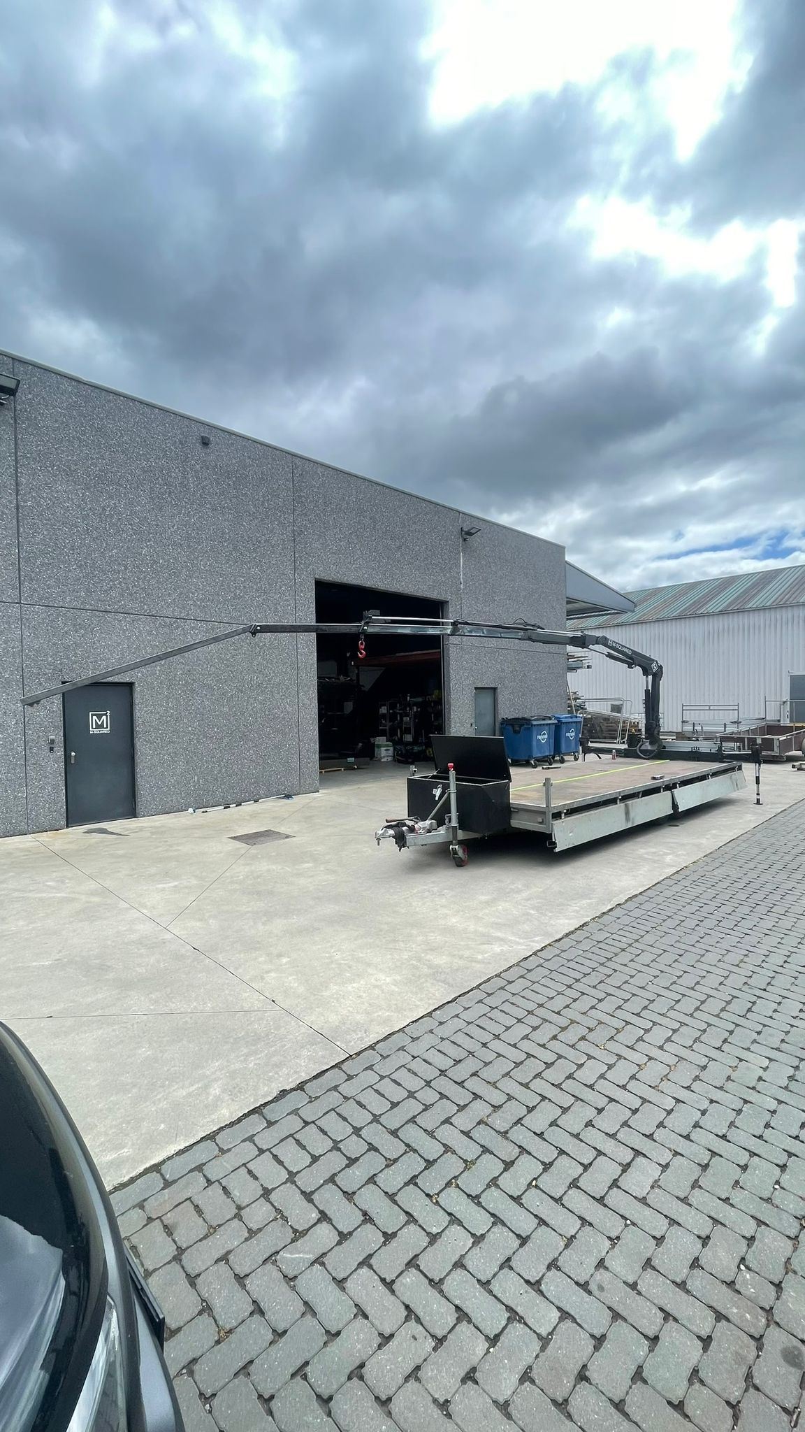 Used Hulco Medax-3 with Hydraulic Crane