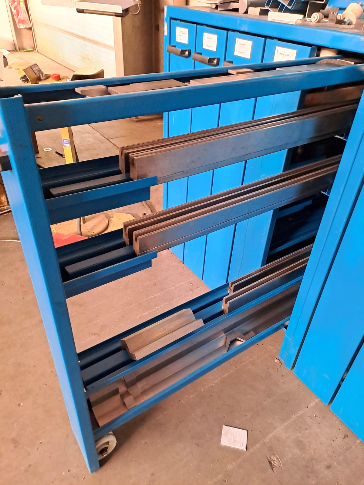 Gebruikt Beyeler RT 225x4100 I Persmachine