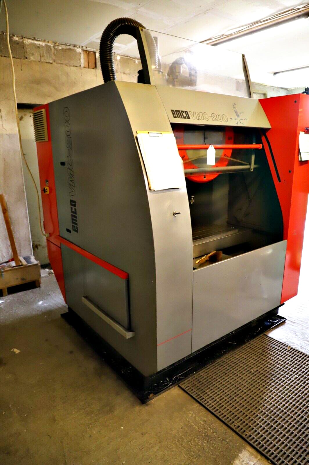 Gebruikt Emco VMC 200 - CNC Verticale bewerkingscentra