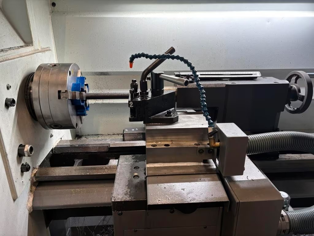Used Pinacho SE 250x1500 I CNC Lathe I 2014