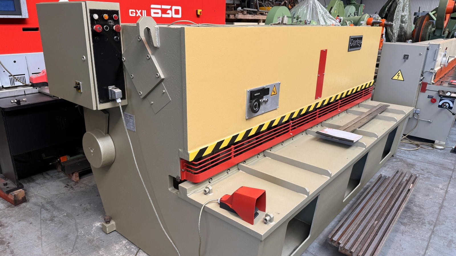 Used Darley GS 3006 I Hydraulic Shear I 1976