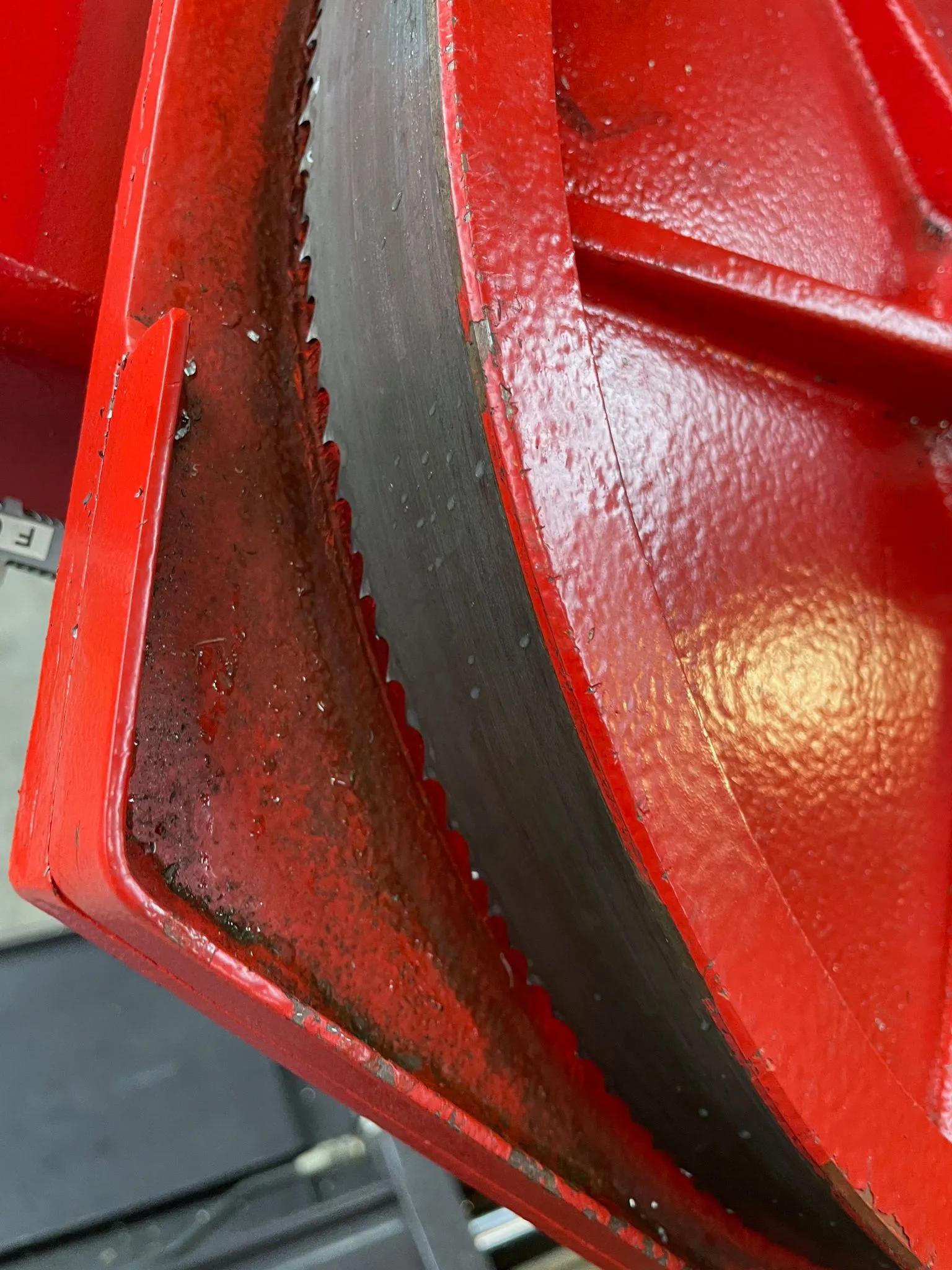 Gebruikt Amada HA250W I Lintzaag I 2011