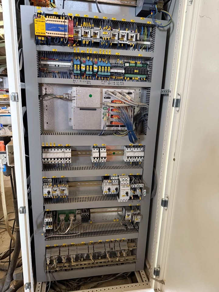 Used SCM Record 110 TV I CNC Machining Center I 2004