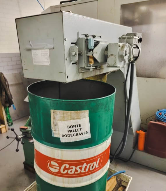 Used Mikron UMS 900 - Vertical Machining Center - 1998