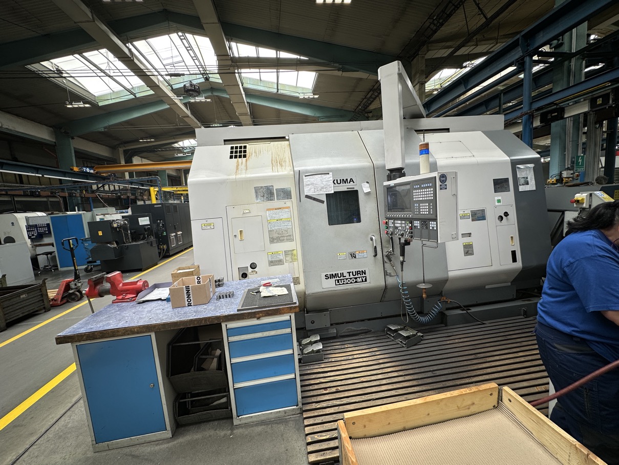 Used Okuma LU300-MY I CNC Lathe I 2006