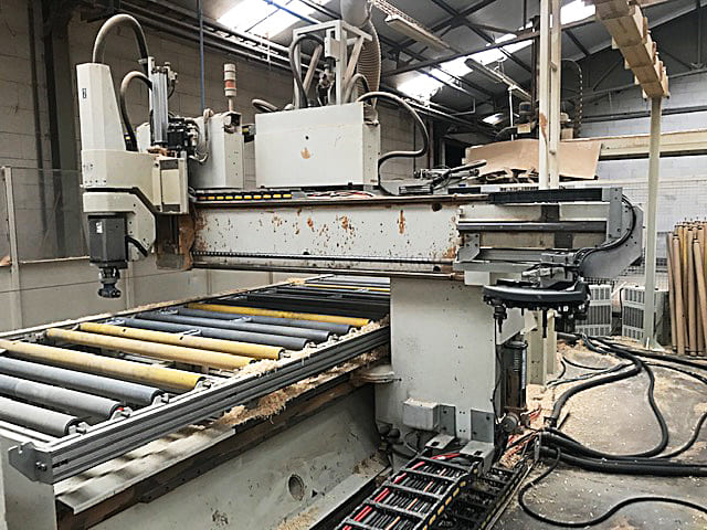 Gebruikt ROUTECH R200 KS - 2003