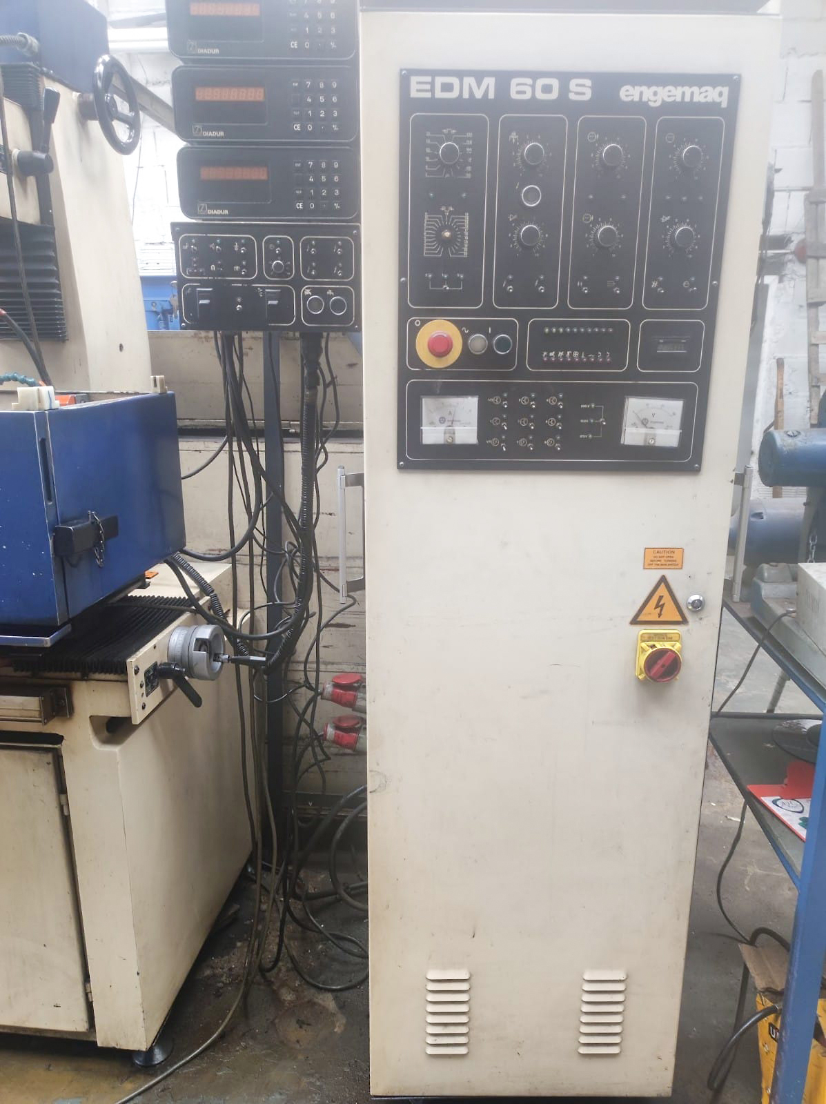 Used Engemaq MXE EDM 400 - EDM Machine - 1991
