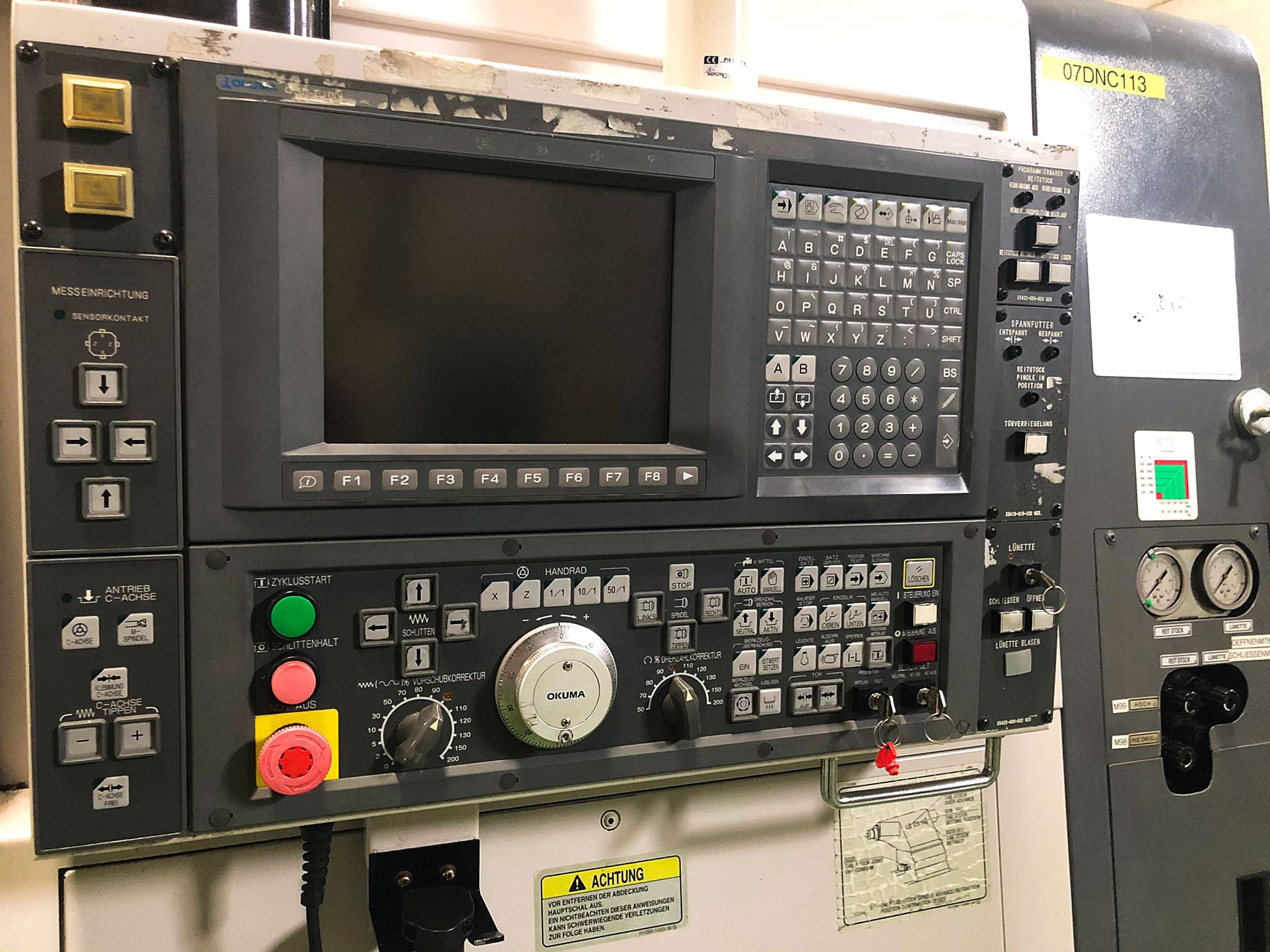 Gebruikt Okuma LU 300 M - CNC Draaibank - 2005