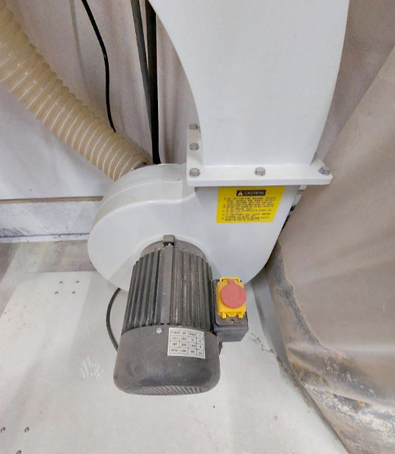 Usado Multicam 5-304-H - Router CNC - 2012