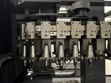 Gebruikt AXA VHC 2-3000 XTS 50 D I Verticaal bewerkingscentrum