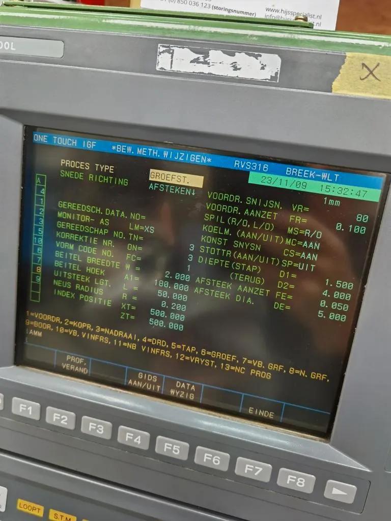 Gebruikt Okuma LB10 I CNC Draaibank