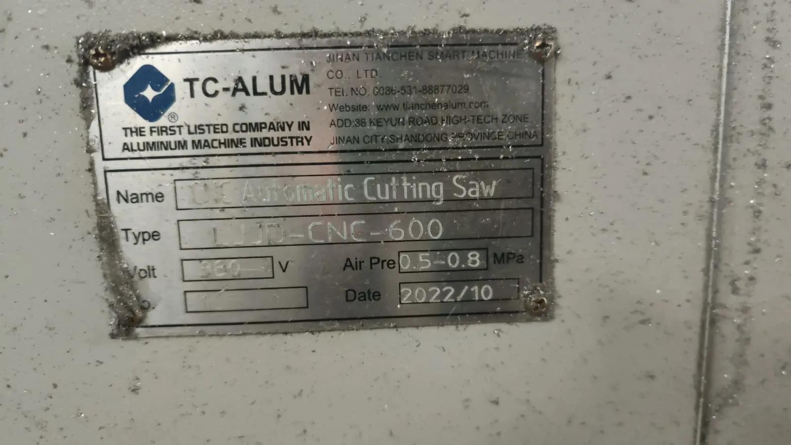 Usado Sierra de corte automático CNC Taichen LJJD-CNC-600 I