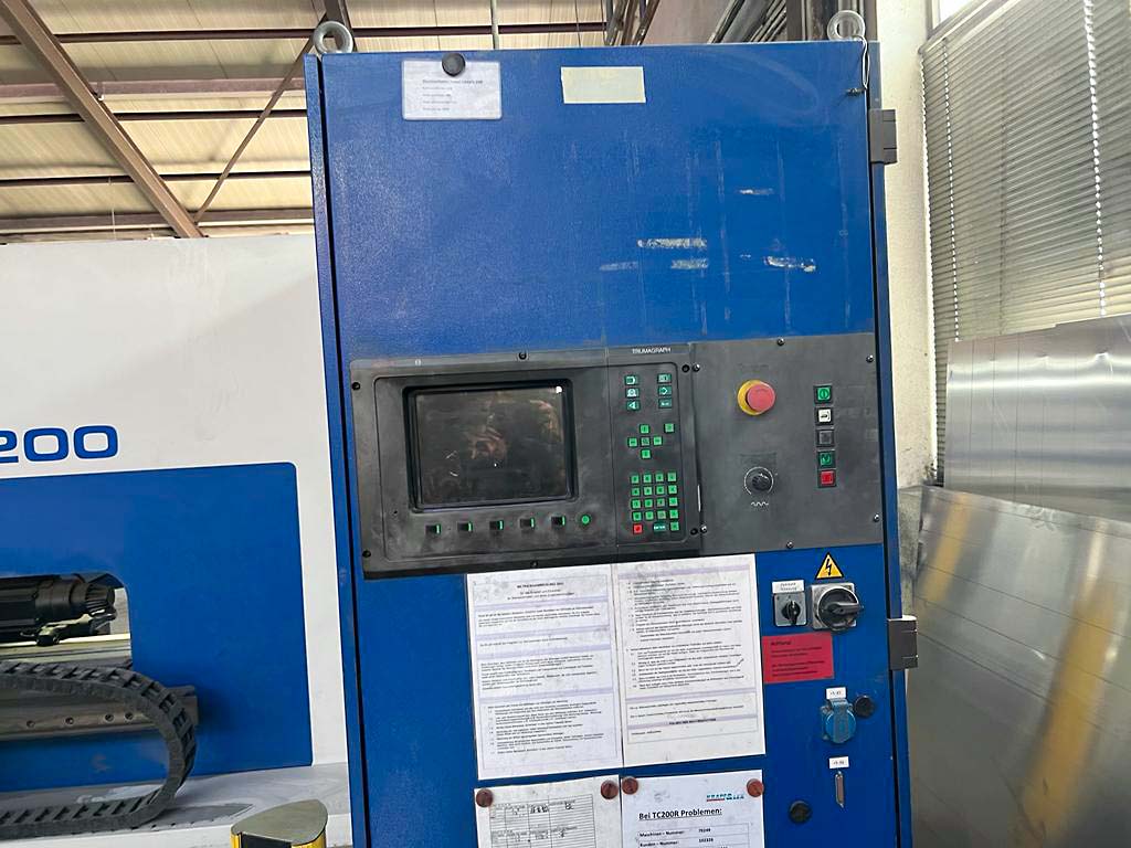 Gebruikt Trumpf Trumatic 200 - Ponsmachine - 1998