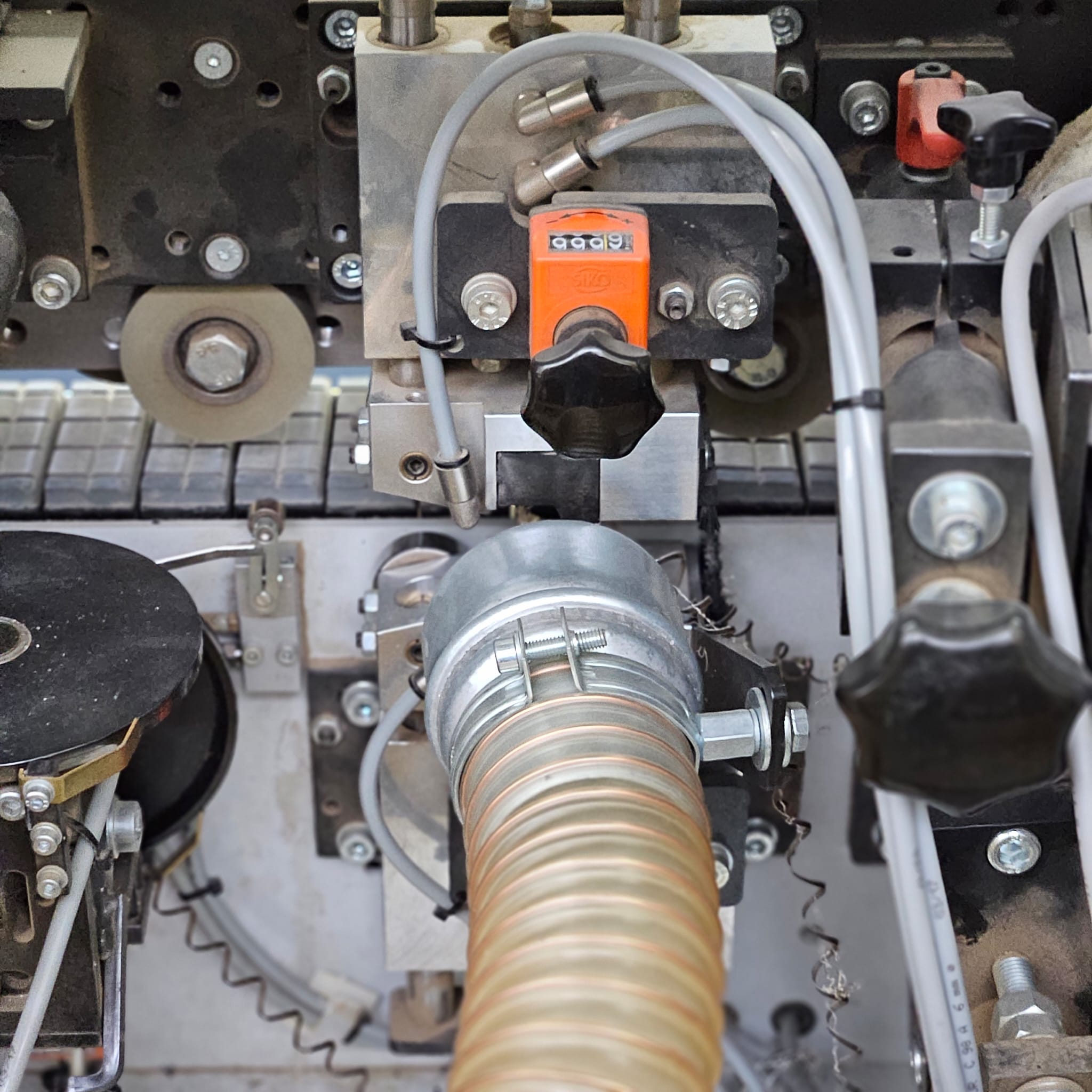 Used Hebrock AKV 3006 DK-F Edgebander | 2017 | Premilling & Corner