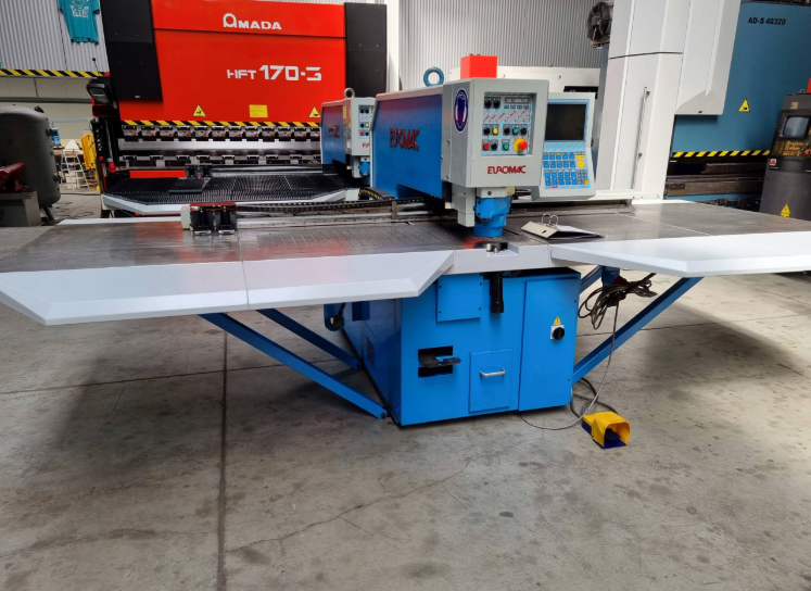 Used Euromac CX 1000/30 I Punching Machine