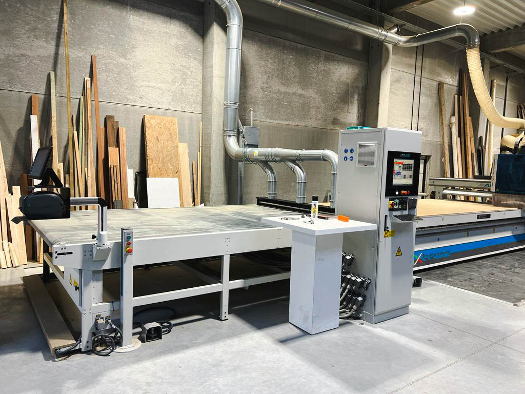 Gebruikt AES Extreme 2142 - Nesting Machine - 2015