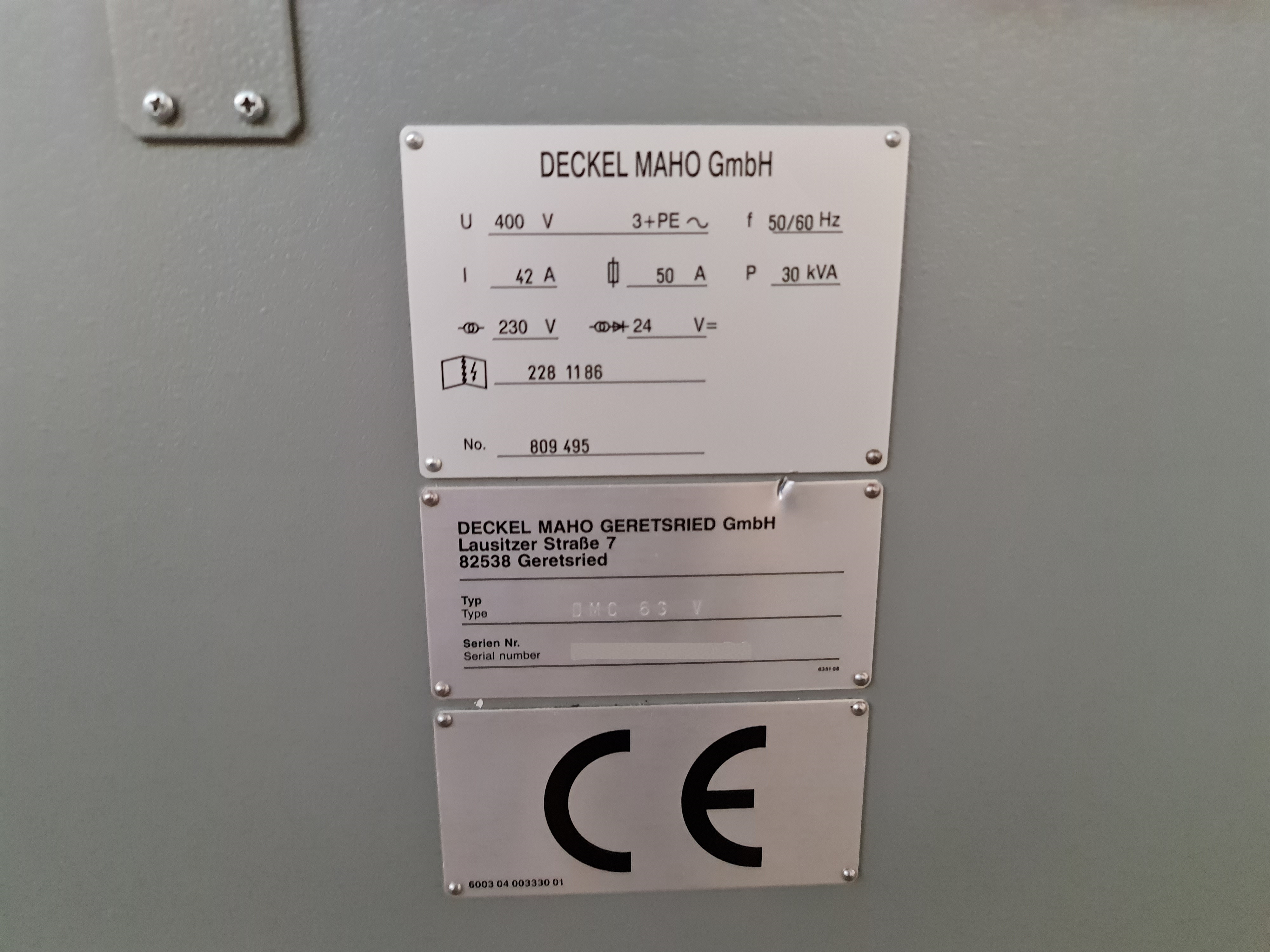 Used DECKEL MAHO DMC 63 V