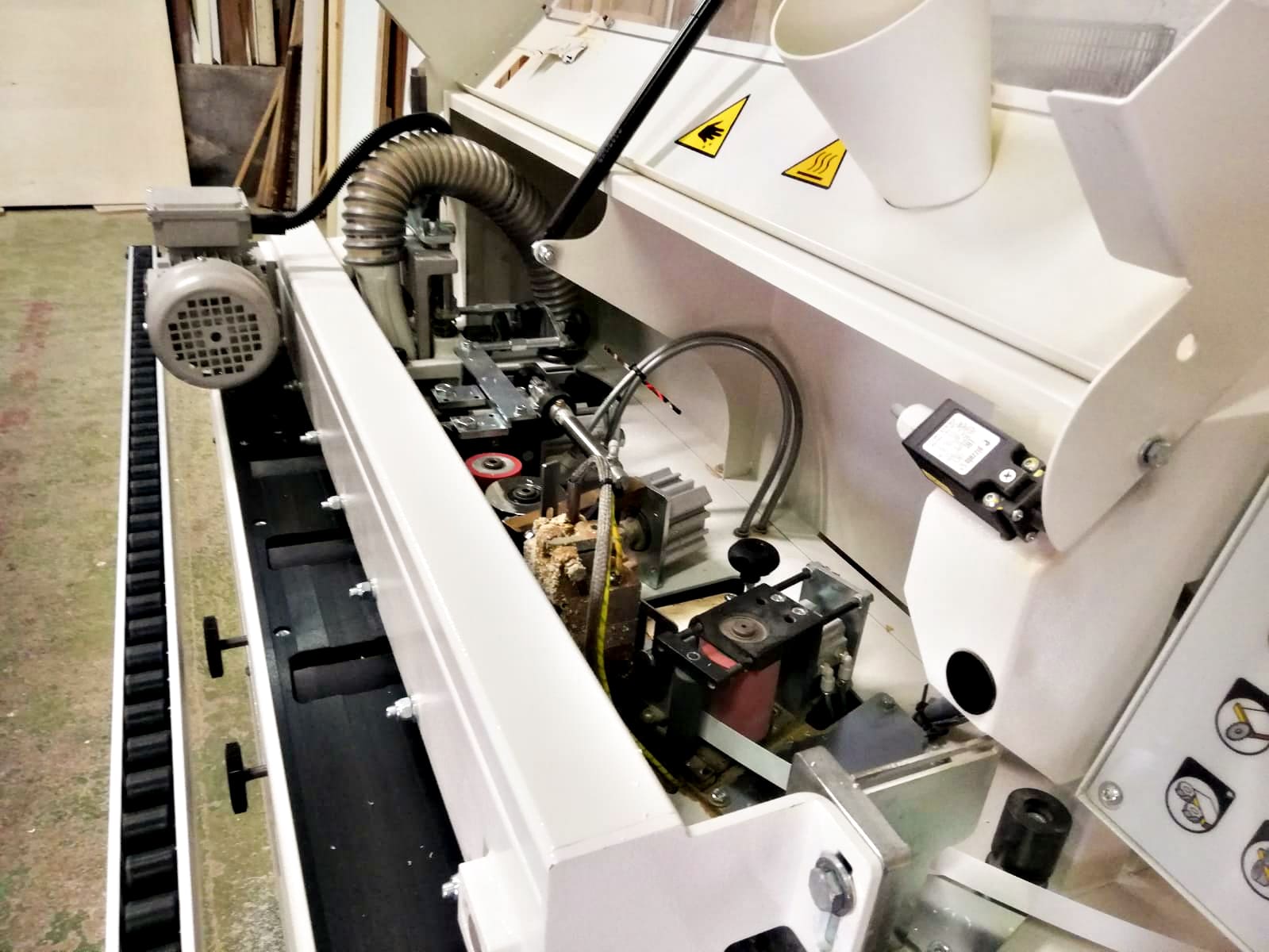 Usado SCM Minimax me 20 - Máquina de cantos - 2020