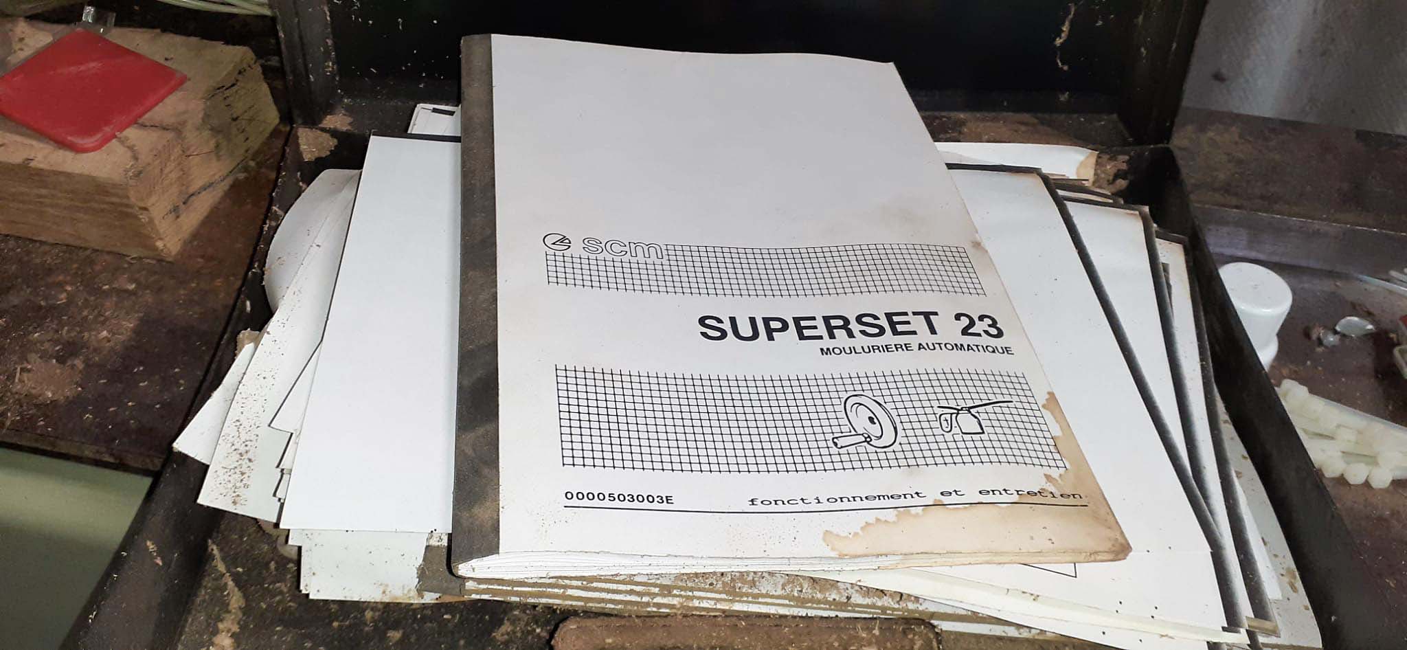 Gebruikt SCM Superset 23 - Molder - 1992