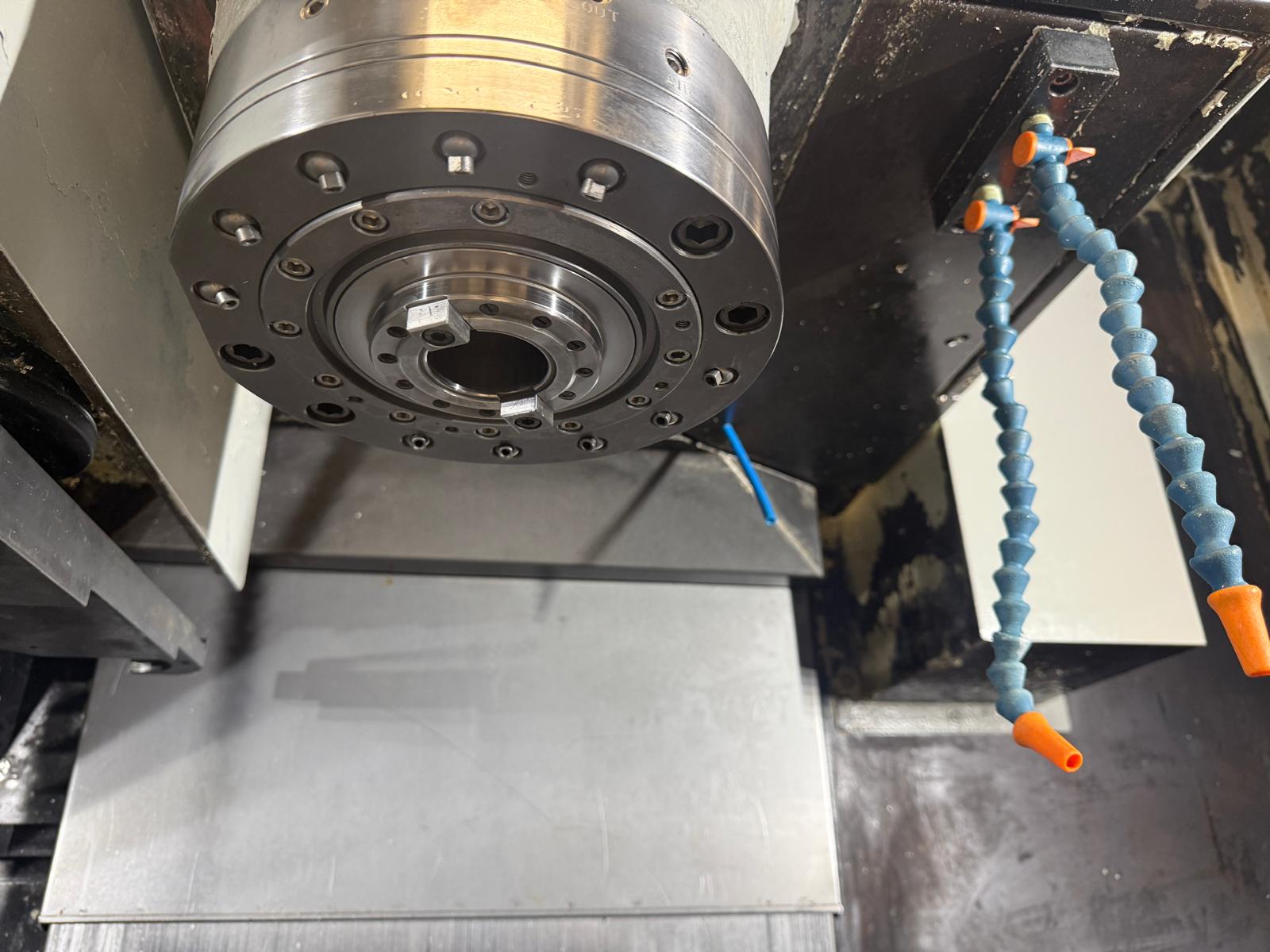 Used Bridgeport VMC610 XP3 I Vertical Machining Center I 2005