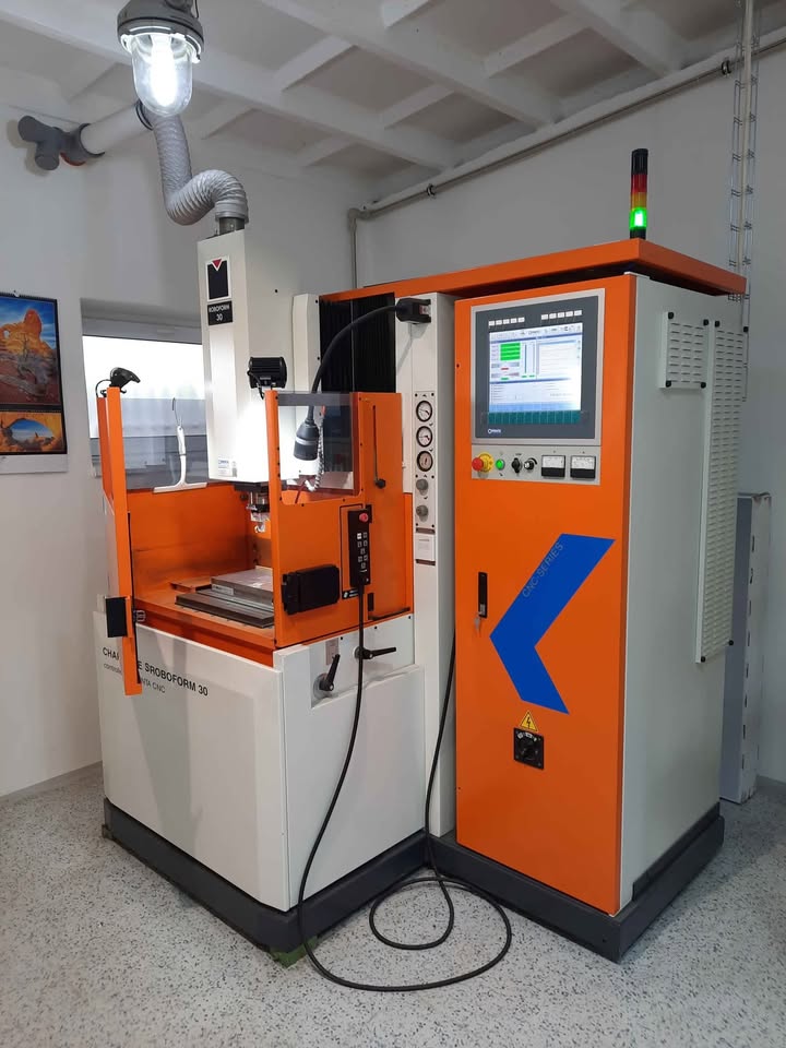 Used Charmilles Roboform 30 I Die Sinking EDM