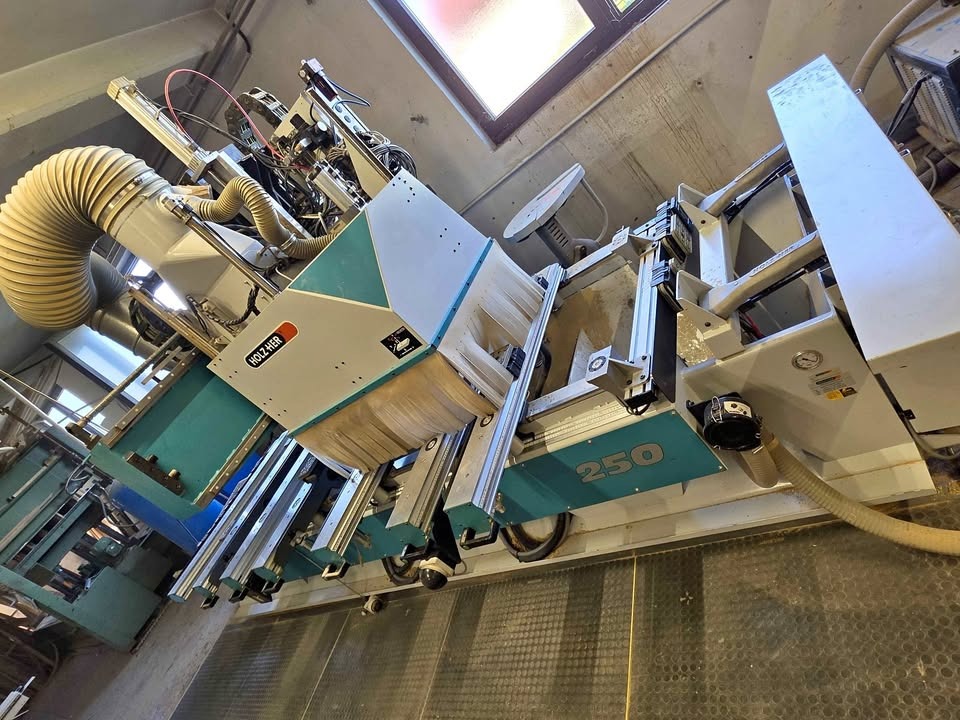 Used Holzher Eco-Master 7120 I CNC Machining Center I 2003