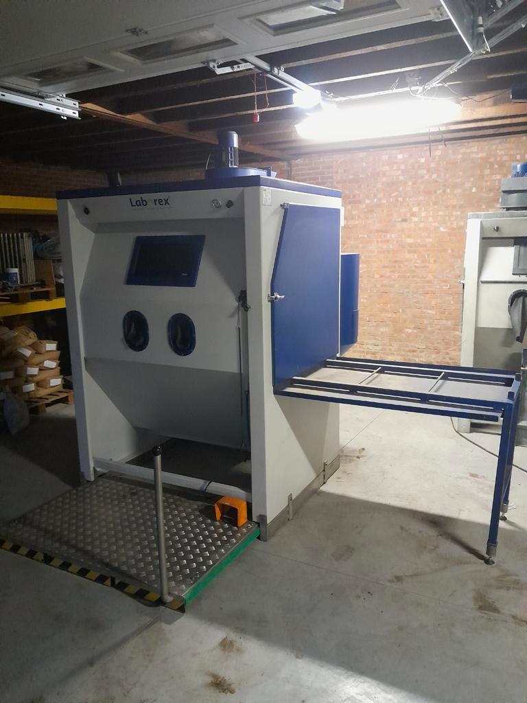 Used Laborex 1500P I Pressure blasting cabinets I 2012