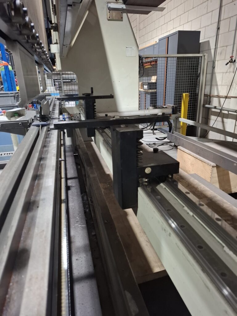 Used Darley EHP 150 43/37 I Press Brake I 2001