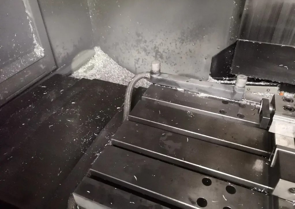 Used Hurco VMX30i I Vertical Machining Center